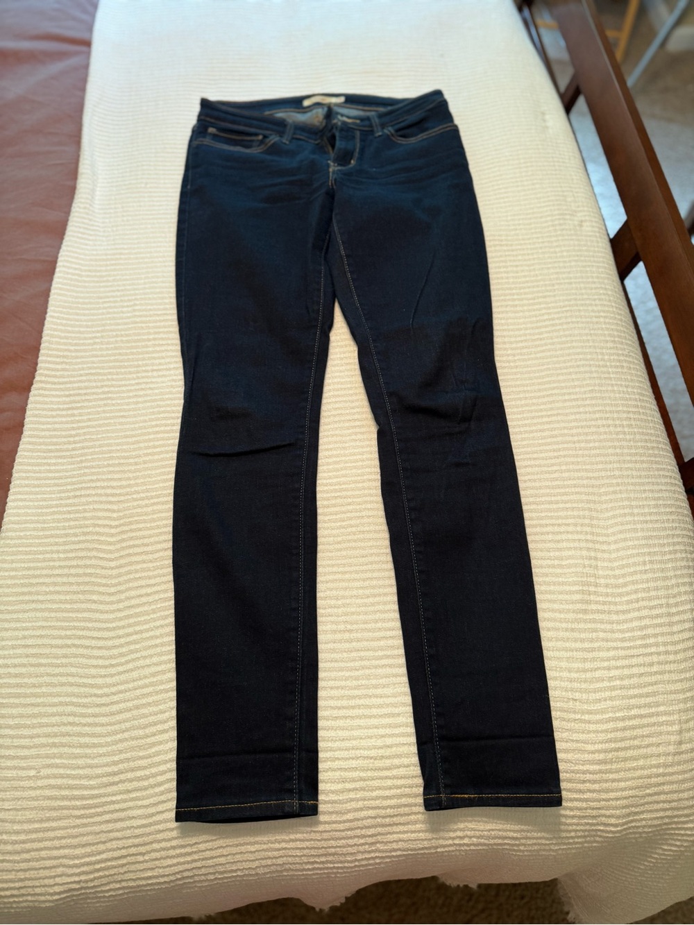 Levi’s Classic 711 Skinny Jeans in Dark Indigo Stretch